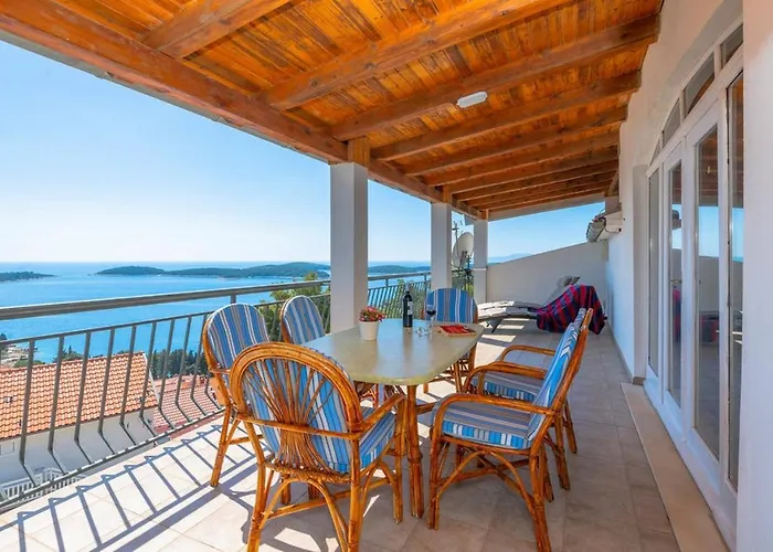 With Parking Space Hvar - 24988 هفار